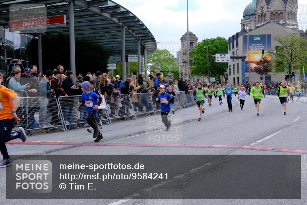 25.04.2026 - Das Zehntel Tim E. http://msf.ph/oto/9584241 25.04.2026 12:53:54 Ziel 10272, 10396, 10481, 10518, 10637, 10648, 10797, 10815, 10849, 10852, 11205, 11349, 11709, 11827, 11966, 11994, 11999, 12173, 12283, 12289, 12434, 12458, 12913, 12945, 12989 meine-sportfotos.de