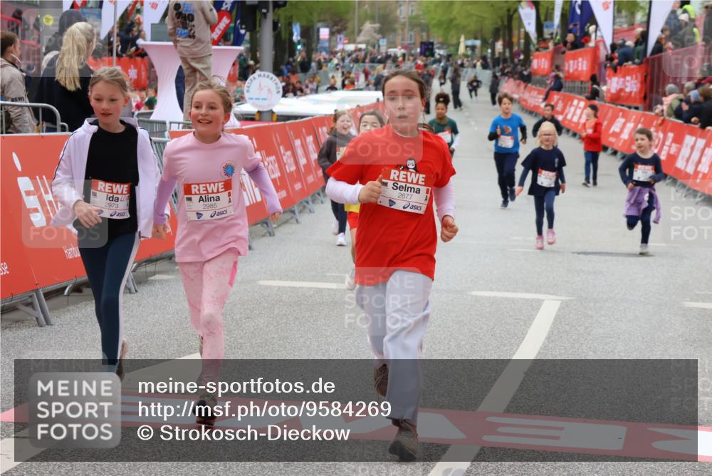 25.04.2026 - Das Zehntel Strokosch-Dieckow http://msf.ph/oto/9584269 25.04.2026 09:07:03 Ziel 1076, 1616, 1659, 2357, 2483, 2677, 2973, 2985, 1076, 1616, 1659, 2357, 2483, 2677, 2973, 2985 meine-sportfotos.de