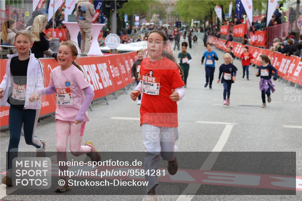 25.04.2026 - Das Zehntel Strokosch-Dieckow http://msf.ph/oto/9584281 25.04.2026 09:07:03 Ziel 1076, 1616, 1659, 2357, 2483, 2677, 2973, 2985, 1076, 1616, 1659, 2357, 2483, 2677, 2973, 2985 meine-sportfotos.de