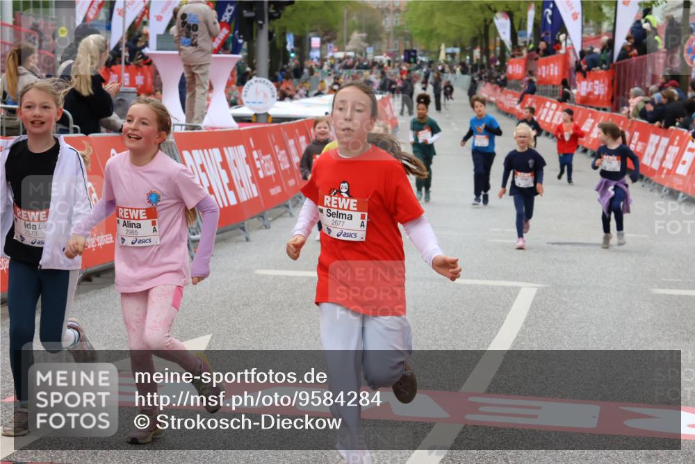 25.04.2026 - Das Zehntel Strokosch-Dieckow http://msf.ph/oto/9584284 25.04.2026 09:07:03 Ziel 1076, 1616, 1659, 2357, 2483, 2677, 2973, 2985, 1076, 1616, 1659, 2357, 2483, 2677, 2973, 2985 meine-sportfotos.de