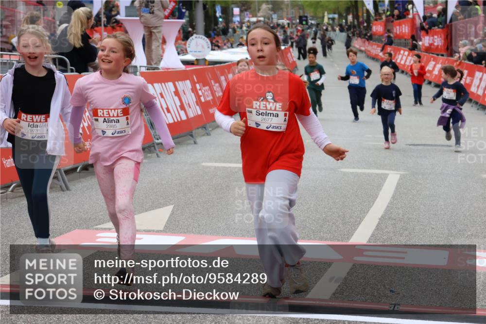 25.04.2026 - Das Zehntel Strokosch-Dieckow http://msf.ph/oto/9584289 25.04.2026 09:07:03 Ziel 1076, 1616, 1659, 2357, 2483, 2677, 2973, 2985, 1076, 1616, 1659, 2357, 2483, 2677, 2973, 2985 meine-sportfotos.de