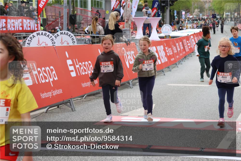 25.04.2026 - Das Zehntel Strokosch-Dieckow http://msf.ph/oto/9584314 25.04.2026 09:07:08 Ziel 1227, 1235, 1973, 2483, 2677, 2687, 2973, 2985, 3771, 3781, 1227, 1235, 1973, 2483, 2677, 2687, 2973, 2985, 3771, 3781 meine-sportfotos.de