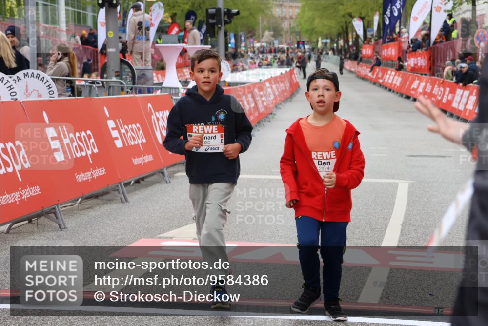 25.04.2026 - Das Zehntel Strokosch-Dieckow http://msf.ph/oto/9584386 25.04.2026 09:07:17 Ziel 1321, 1524, 2054, 2060, 2180, 2924, 3732, 3742, 1321, 1524, 2054, 2060, 2180, 2924, 3732, 3742 meine-sportfotos.de