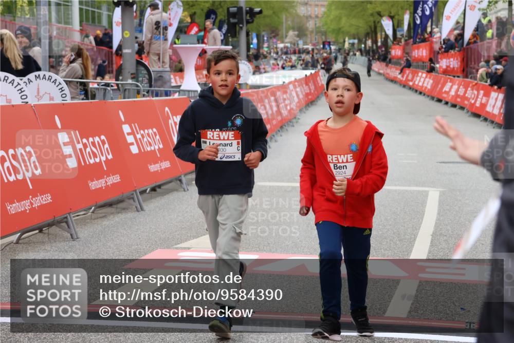 25.04.2026 - Das Zehntel Strokosch-Dieckow http://msf.ph/oto/9584390 25.04.2026 09:07:17 Ziel 1321, 1524, 2054, 2060, 2180, 2924, 3732, 3742, 1321, 1524, 2054, 2060, 2180, 2924, 3732, 3742 meine-sportfotos.de