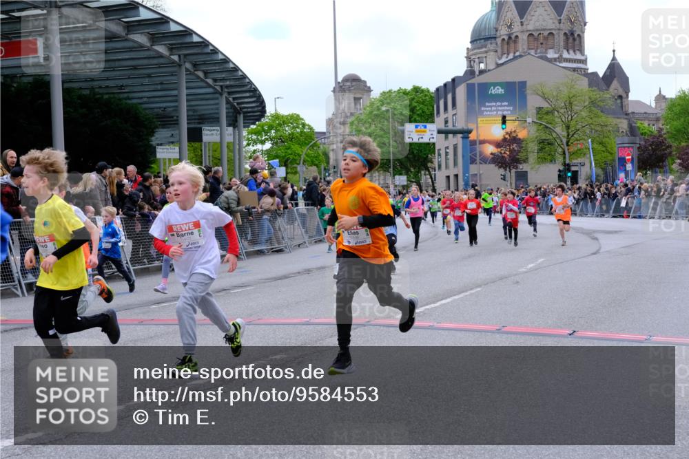 25.04.2026 - Das Zehntel Tim E. http://msf.ph/oto/9584553 25.04.2026 12:54:36 Ziel 10136, 10143, 10192, 10202, 10235, 10243, 10489, 10510, 10556, 10619, 10859, 10861, 10873, 11001, 11068, 11187, 11194, 11201, 11202, 11203, 11221, 11231, 11257, 11403, 11454, 11492, 11513, 11636, 11659, 11960, 11961, 11971, 12009, 12017, 12019, 12031, 12039, 12050, 12114, 12160, 12175, 12210, 12324, 12456, 12621, 12661, 12693, 12739, 12771, 12887, 12947, 12964 meine-sportfotos.de