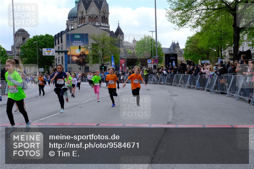 25.04.2026 - Das Zehntel Tim E. http://msf.ph/oto/9584671 25.04.2026 12:54:57 Ziel 10006, 10007, 10187, 10191, 10228, 10416, 10426, 10493, 10504, 10513, 10530, 10582, 10633, 10715, 10716, 10871, 10961, 10967, 11323, 11463, 11498, 11524, 11886, 11937, 12004, 12006, 12012, 12093, 12103, 12109, 12144, 12145, 12225, 12228, 12292, 12310, 12409, 12450, 12468, 12495, 12506, 12653, 12665, 12666, 12674, 12802, 12924, 12951, 13021, 13038 meine-sportfotos.de