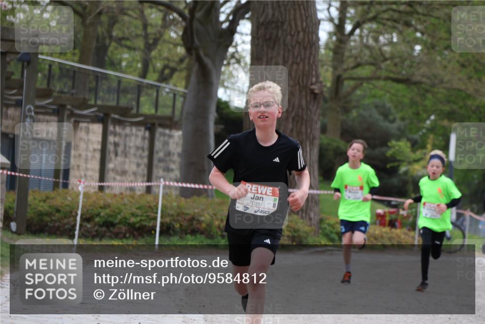 25.04.2026 - Das Zehntel Zöllner http://msf.ph/oto/9584812 25.04.2026 12:38:24 Laufen 10, 10311 meine-sportfotos.de