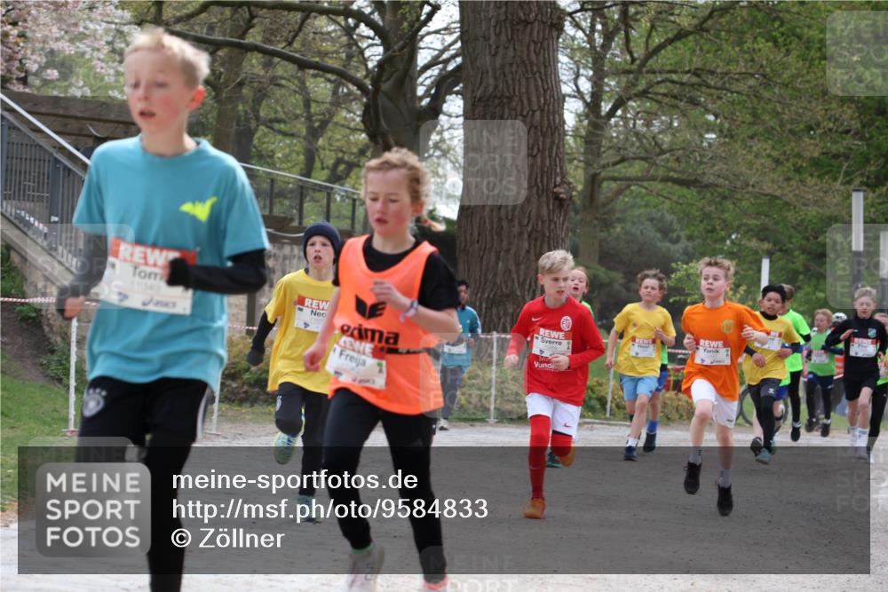 25.04.2026 - Das Zehntel Zöllner http://msf.ph/oto/9584833 25.04.2026 12:38:42 Laufen 11340, 11850 meine-sportfotos.de