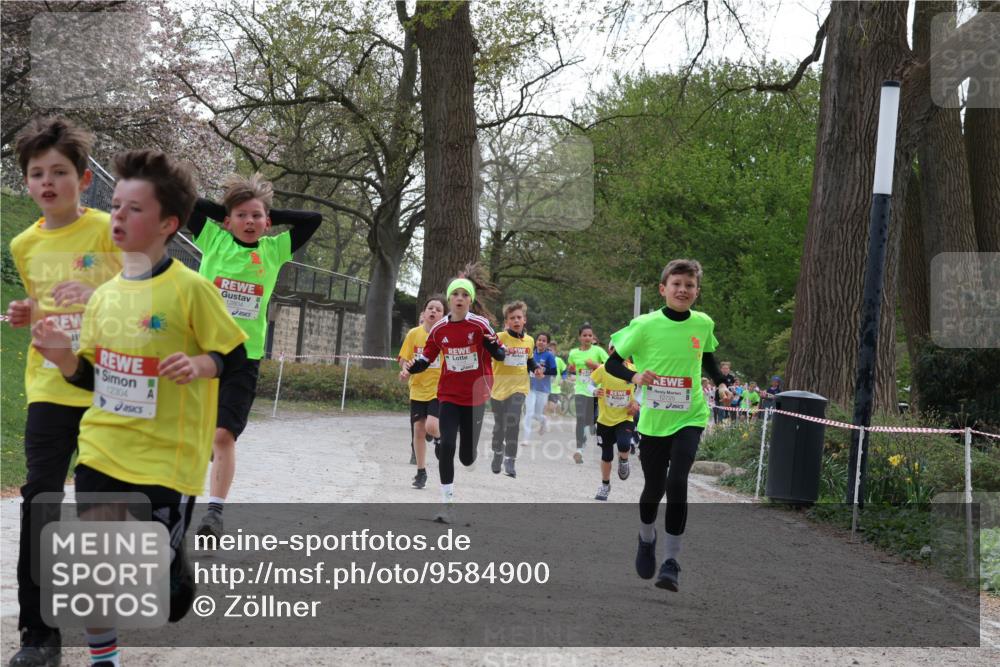 25.04.2026 - Das Zehntel Zöllner http://msf.ph/oto/9584900 25.04.2026 12:39:25 Laufen 12304, 12804, 12725 meine-sportfotos.de