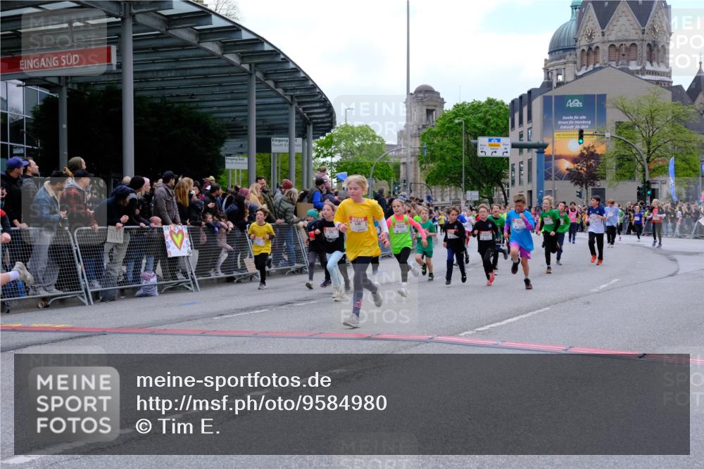 25.04.2026 - Das Zehntel Tim E. http://msf.ph/oto/9584980 25.04.2026 12:55:23 Ziel 10011, 10012, 10067, 10288, 10362, 10412, 10419, 10472, 10548, 10575, 10617, 10640, 10651, 10693, 10731, 10811, 10982, 11030, 11241, 11267, 11274, 11296, 11298, 11438, 11714, 11718, 11734, 11791, 11841, 11893, 11982, 12002, 12022, 12026, 12034, 12097, 12558, 12835, 13004 meine-sportfotos.de