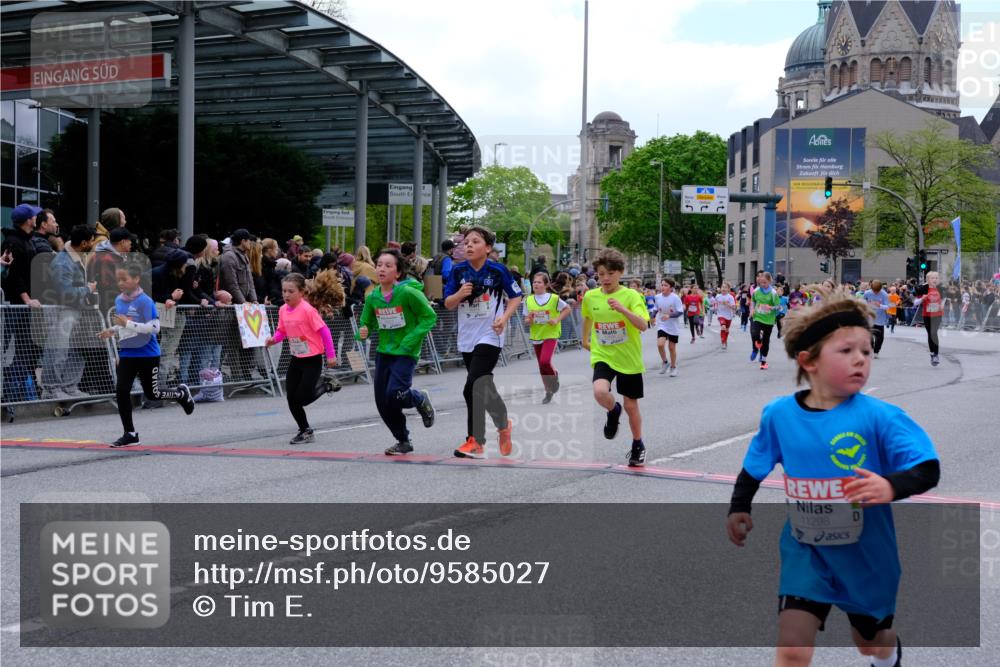 25.04.2026 - Das Zehntel Tim E. http://msf.ph/oto/9585027 25.04.2026 12:55:27 Ziel 10011, 10067, 10288, 10412, 10419, 10472, 10521, 10548, 10575, 10617, 10640, 10651, 10706, 10712, 10731, 10811, 10894, 10982, 11030, 11241, 11267, 11296, 11298, 11646, 11714, 11718, 11734, 11791, 11841, 12002, 12026, 12045, 12097, 12192, 12558, 12657, 12692, 12835, 13004 meine-sportfotos.de