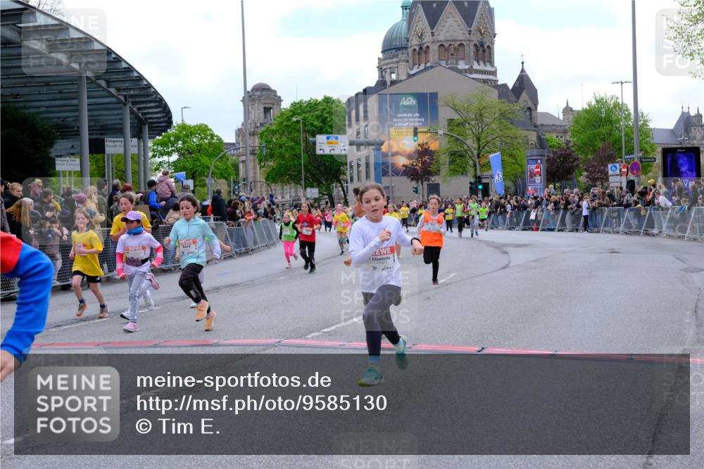 25.04.2026 - Das Zehntel Tim E. http://msf.ph/oto/9585130 25.04.2026 12:55:40 Ziel 10189, 10287, 10407, 10499, 10532, 10533, 10536, 10555, 10558, 10790, 10845, 10846, 10965, 11077, 11083, 11096, 11227, 11229, 11230, 11430, 11781, 11855, 11888, 12195, 12214, 12249, 12254, 12259, 12270, 12397, 12404, 12470, 12655, 12713, 12763, 12783, 12936 meine-sportfotos.de