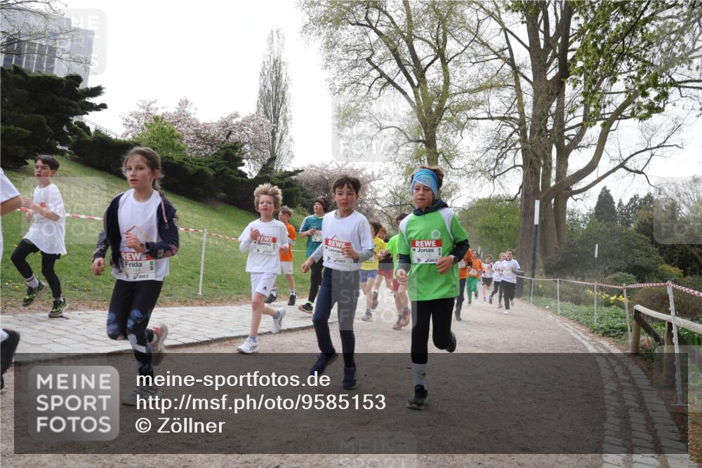25.04.2026 - Das Zehntel Zöllner http://msf.ph/oto/9585153 25.04.2026 12:40:59 Laufen 11444 meine-sportfotos.de
