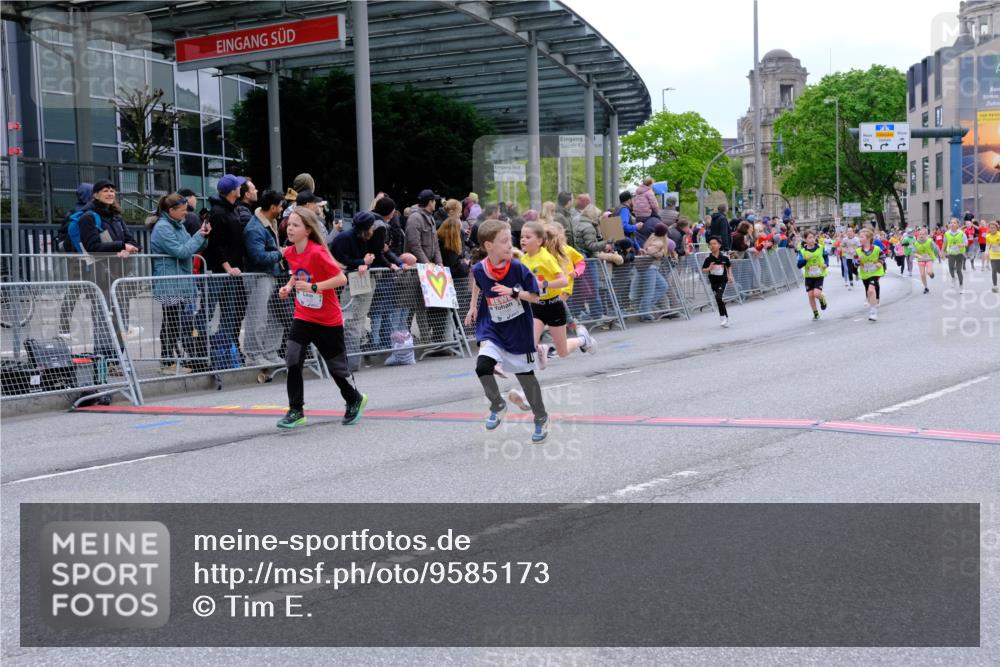 25.04.2026 - Das Zehntel Tim E. http://msf.ph/oto/9585173 25.04.2026 12:55:43 Ziel 10189, 10287, 10476, 10499, 10532, 10533, 10536, 10544, 10555, 10558, 10790, 10838, 10845, 10846, 10851, 10965, 11077, 11083, 11096, 11229, 11781, 11855, 11888, 11998, 12016, 12025, 12047, 12195, 12214, 12249, 12254, 12259, 12270, 12272, 12397, 12404, 12655, 12713, 12763, 12783, 12936 meine-sportfotos.de