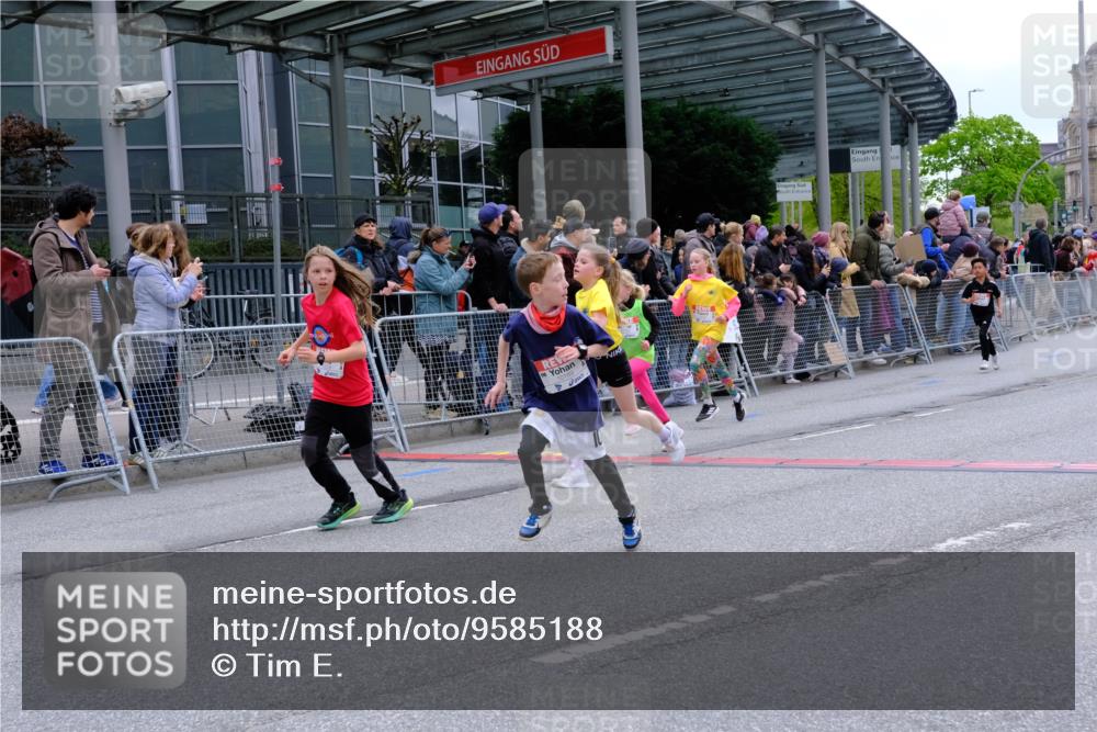 25.04.2026 - Das Zehntel Tim E. http://msf.ph/oto/9585188 25.04.2026 12:55:44 Ziel 10189, 10287, 10476, 10499, 10532, 10533, 10536, 10544, 10555, 10558, 10790, 10838, 10851, 10965, 11077, 11083, 11096, 11229, 11781, 11855, 11888, 11998, 12016, 12025, 12047, 12214, 12249, 12254, 12259, 12270, 12272, 12397, 12404, 12655, 12713, 12763, 12783, 12936 meine-sportfotos.de