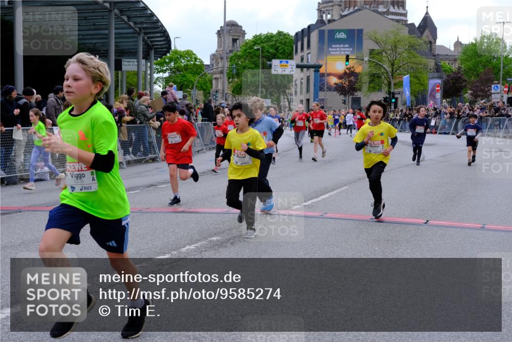 25.04.2026 - Das Zehntel Tim E. http://msf.ph/oto/9585274 25.04.2026 12:55:52 Ziel 10026, 10207, 10215, 10476, 10544, 10681, 10838, 10851, 10912, 10957, 10966, 10975, 11156, 11280, 11282, 11633, 11998, 12016, 12025, 12047, 12163, 12223, 12232, 12266, 12268, 12272, 12294, 12667, 12735, 12873 meine-sportfotos.de