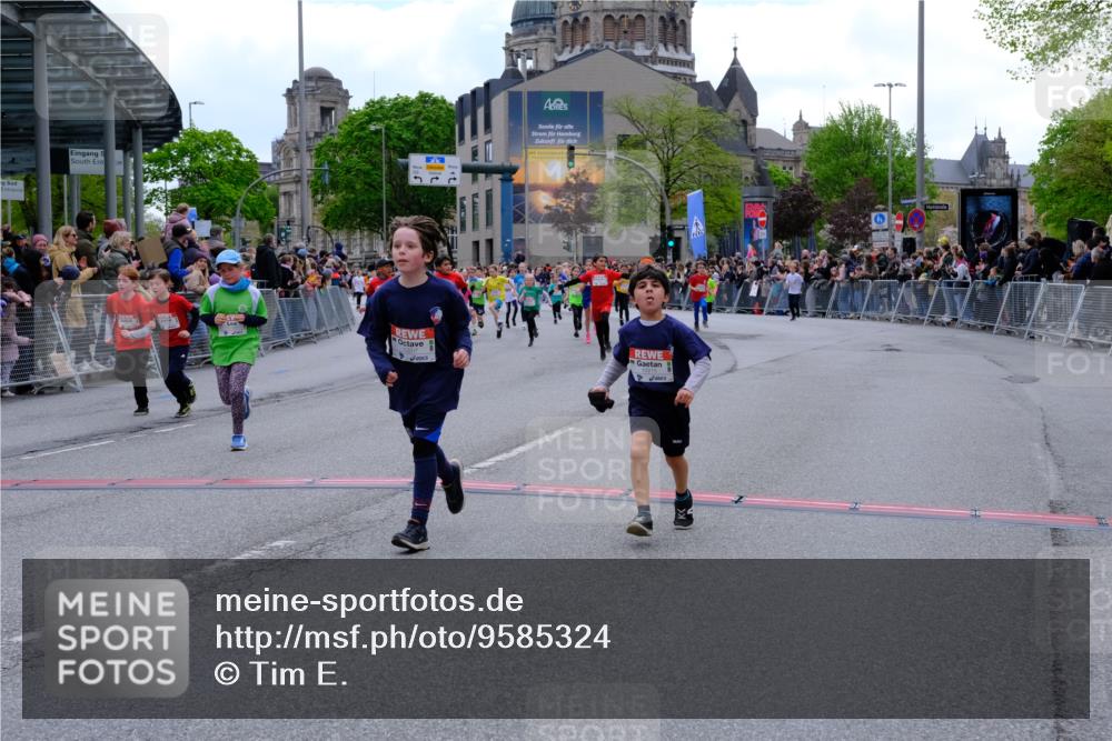25.04.2026 - Das Zehntel Tim E. http://msf.ph/oto/9585324 25.04.2026 12:55:56 Ziel 10026, 10207, 10215, 10350, 10681, 10684, 10912, 10957, 10966, 10975, 10997, 10999, 11004, 11014, 11128, 11156, 11280, 11282, 11456, 11633, 12163, 12223, 12232, 12266, 12268, 12294, 12308, 12667, 12735, 12873 meine-sportfotos.de