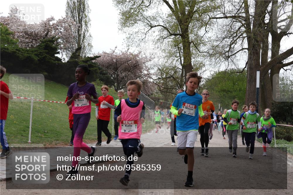 25.04.2026 - Das Zehntel Zöllner http://msf.ph/oto/9585359 25.04.2026 12:42:15 Laufen 11556 meine-sportfotos.de