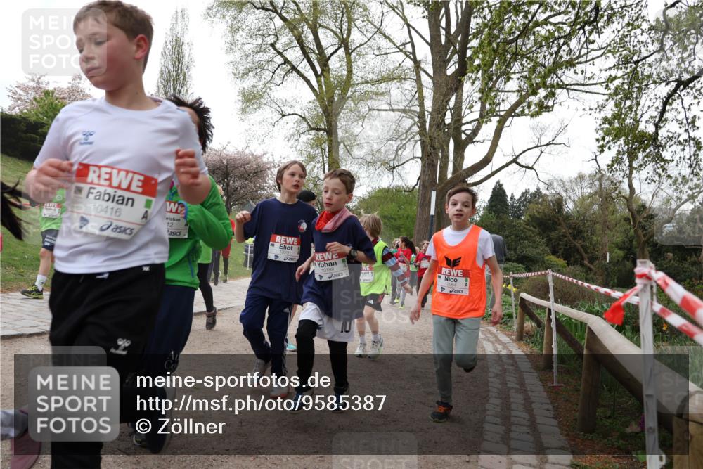 25.04.2026 - Das Zehntel Zöllner http://msf.ph/oto/9585387 25.04.2026 12:42:28 Laufen 10416, 12, 10189, 12964 meine-sportfotos.de