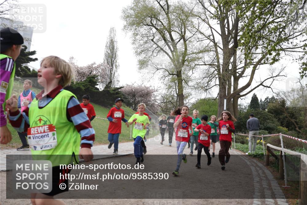 25.04.2026 - Das Zehntel Zöllner http://msf.ph/oto/9585390 25.04.2026 12:42:30 Laufen 12016 meine-sportfotos.de