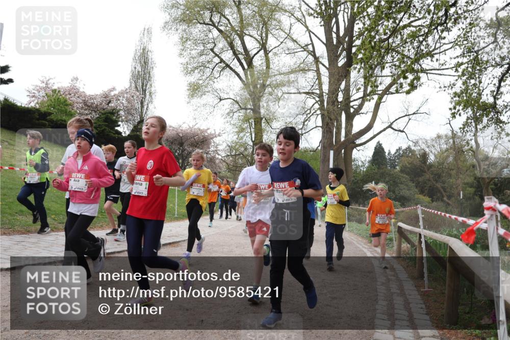 25.04.2026 - Das Zehntel Zöllner http://msf.ph/oto/9585421 25.04.2026 12:42:42 Laufen 10 meine-sportfotos.de