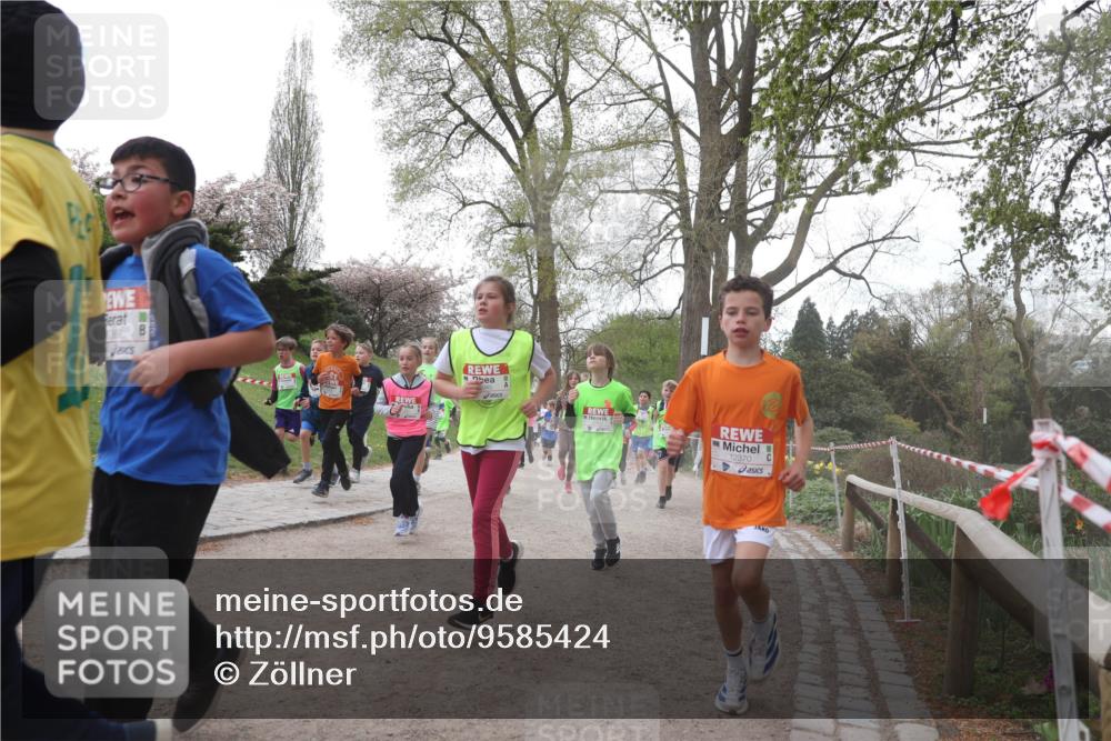 25.04.2026 - Das Zehntel Zöllner http://msf.ph/oto/9585424 25.04.2026 12:42:44 Laufen 12370 meine-sportfotos.de