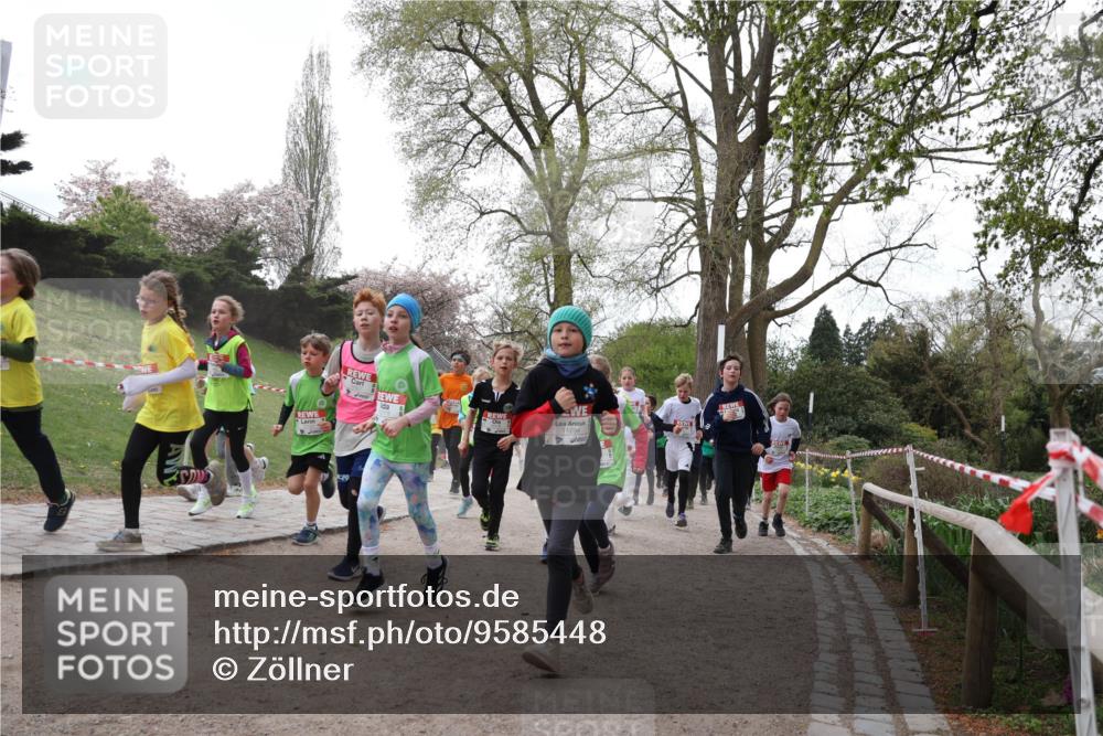 25.04.2026 - Das Zehntel Zöllner http://msf.ph/oto/9585448 25.04.2026 12:42:55 Laufen 11734 meine-sportfotos.de
