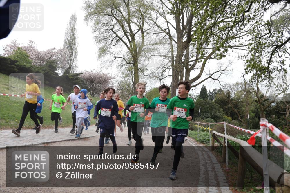 25.04.2026 - Das Zehntel Zöllner http://msf.ph/oto/9585457 25.04.2026 12:42:58 Laufen 10651 meine-sportfotos.de