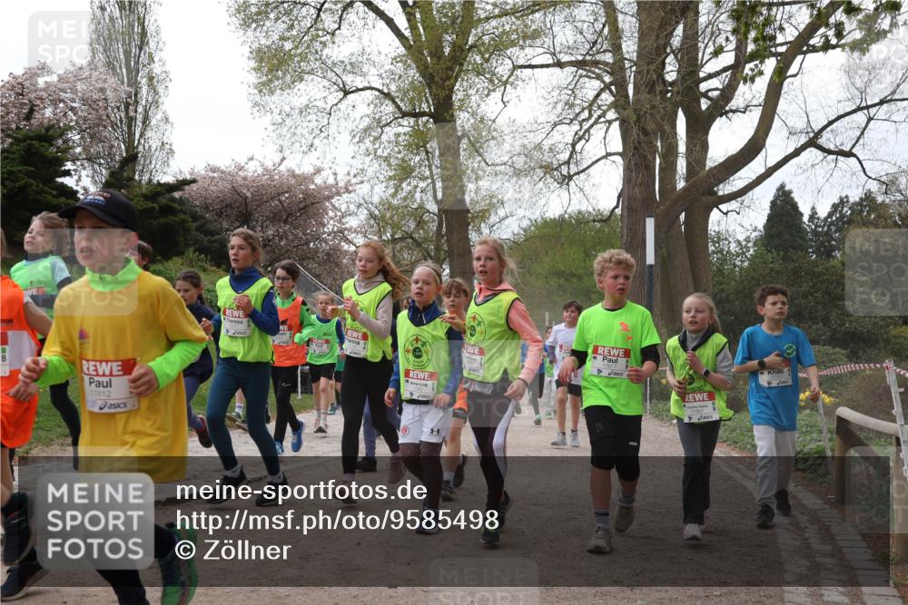 25.04.2026 - Das Zehntel Zöllner http://msf.ph/oto/9585498 25.04.2026 12:43:14 Laufen 11812 meine-sportfotos.de