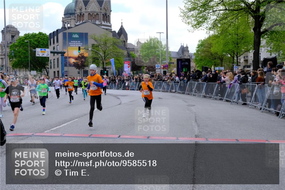 25.04.2026 - Das Zehntel Tim E. http://msf.ph/oto/9585518 25.04.2026 12:56:06 Ziel 10099, 10134, 10148, 10190, 10254, 10350, 10357, 10358, 10409, 10411, 10488, 10571, 10684, 10775, 10814, 10819, 10889, 10997, 10999, 11004, 11014, 11128, 11232, 11456, 11457, 11512, 11525, 11603, 11623, 11756, 11771, 11854, 11889, 11890, 11915, 11955, 11988, 12156, 12159, 12171, 12178, 12308, 12349, 12363, 12421, 12441, 12447, 12497, 12580, 12822, 12856, 13027 meine-sportfotos.de
