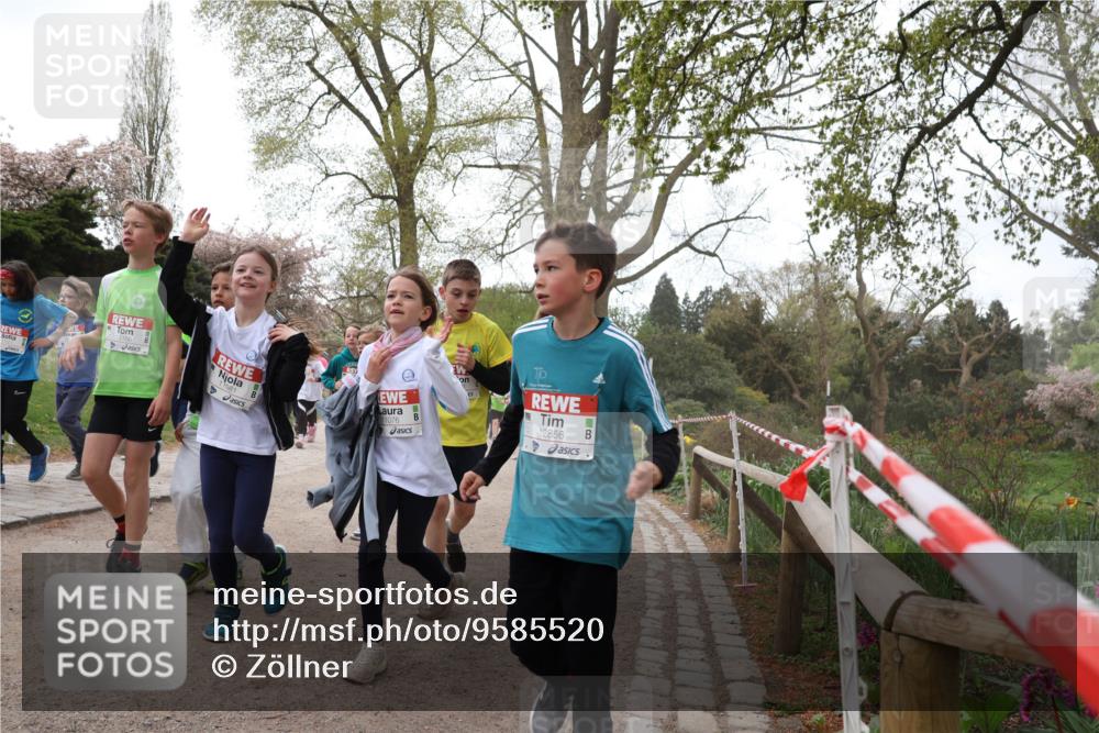 25.04.2026 - Das Zehntel Zöllner http://msf.ph/oto/9585520 25.04.2026 12:43:22 Laufen 3, 7081, 11076, 12856 meine-sportfotos.de