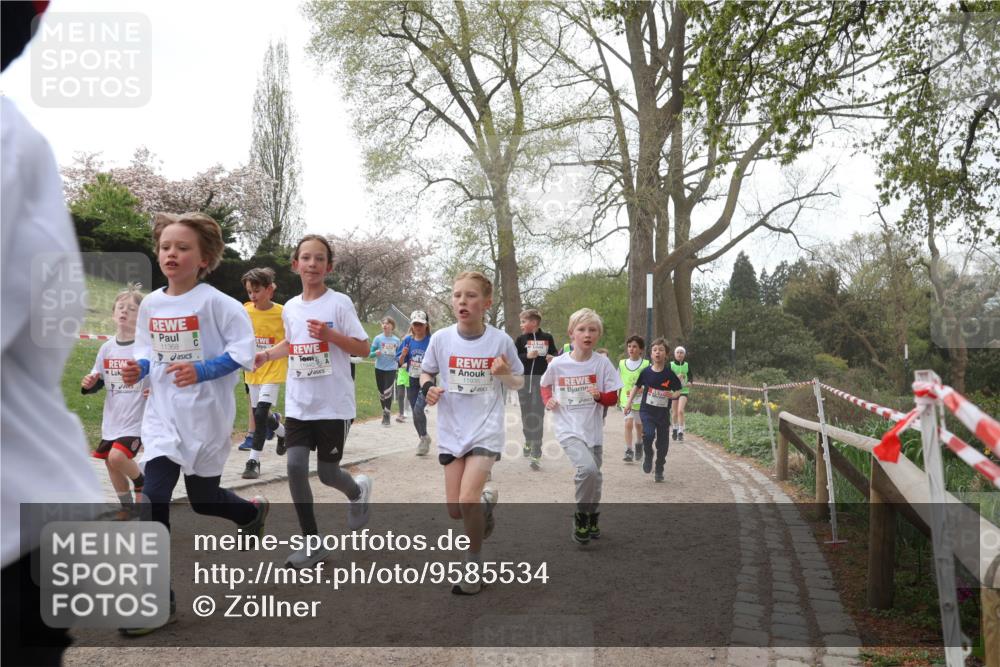 25.04.2026 - Das Zehntel Zöllner http://msf.ph/oto/9585534 25.04.2026 12:43:27 Laufen 11368, 11940, 11936 meine-sportfotos.de