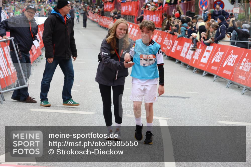25.04.2026 - Das Zehntel Strokosch-Dieckow http://msf.ph/oto/9585550 25.04.2026 11:00:36 Ziel 5040, 5219, 5233, 5271, 5286, 5343, 5352, 5353, 5635, 5690, 5715, 5722, 5836, 5995, 6091, 6395, 6632, 6669, 6686, 6874, 7017, 7054, 7094, 7296, 7370, 7410, 7465, 7660, 7767, 7800, 7834, 7844, 7859, 5040, 5219, 5233, 5271, 5286, 5343, 5352, 5353, 5635, 5690, 5715, 5722, 5836, 5995, 6091, 6395, 6632, 6669, 6686, 6874, 7017, 7054, 7094, 7296, 7370, 7410, 7465, 7660, 7767, 7800, 7834, 7844, 7859 meine-sportfotos.de