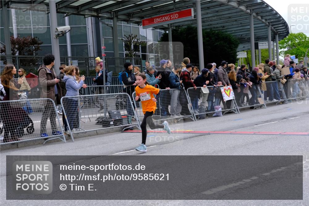25.04.2026 - Das Zehntel Tim E. http://msf.ph/oto/9585621 25.04.2026 12:56:17 Ziel 10174, 10485, 10543, 10593, 10823, 10829, 10889, 11148, 11340, 11342, 11512, 11525, 11603, 11623, 11869, 11970, 11988, 12418, 12429, 12446, 12497, 12695, 13027 meine-sportfotos.de