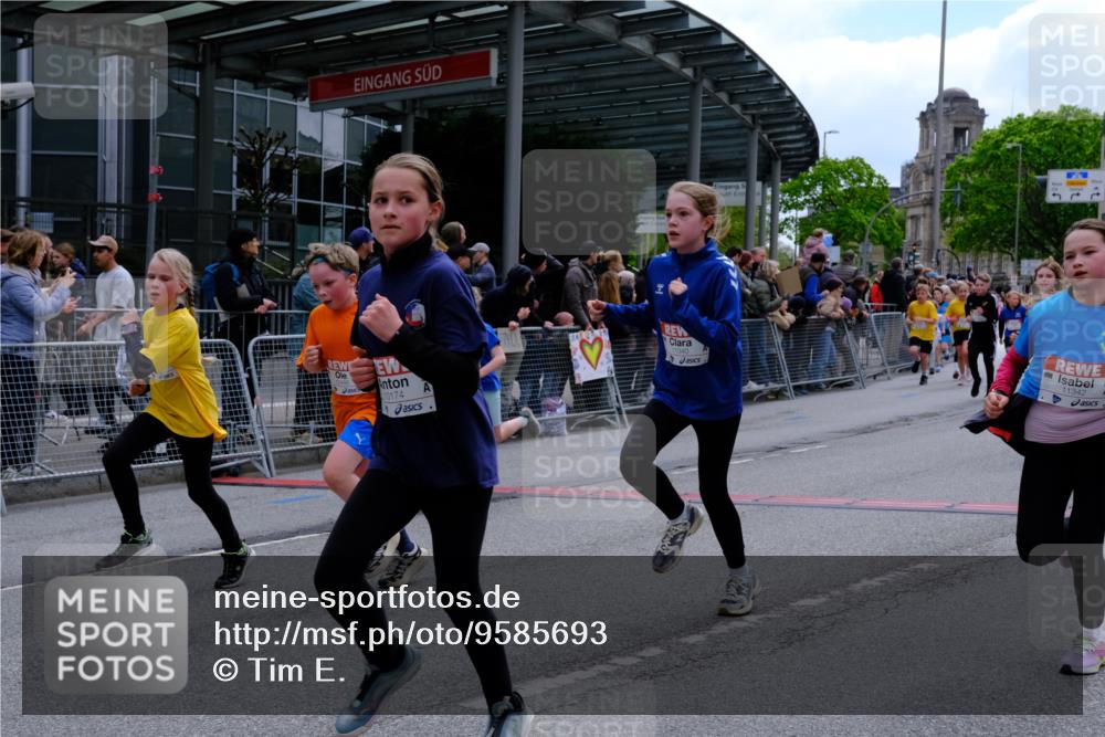 25.04.2026 - Das Zehntel Tim E. http://msf.ph/oto/9585693 25.04.2026 12:56:22 Ziel 10115, 10174, 10367, 10485, 11116, 11148, 11272, 11340, 11342, 11849, 11856, 11874, 11970, 12137, 12418, 12429, 12446, 12590, 12601, 13030 meine-sportfotos.de