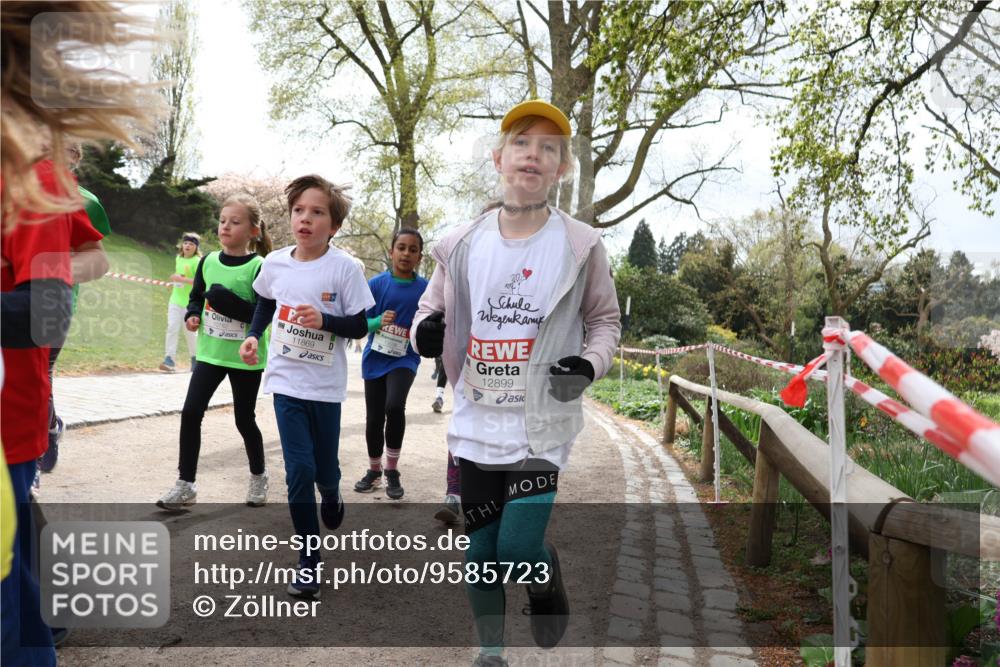 25.04.2026 - Das Zehntel Zöllner http://msf.ph/oto/9585723 25.04.2026 12:44:42 Laufen 11869, 12899 meine-sportfotos.de