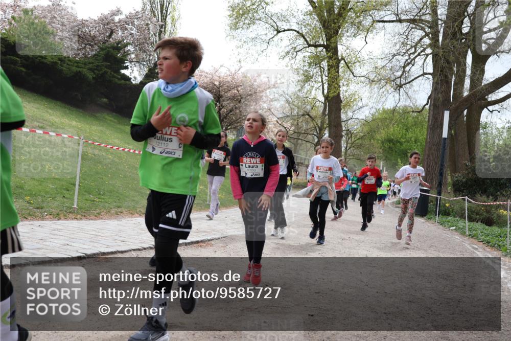25.04.2026 - Das Zehntel Zöllner http://msf.ph/oto/9585727 25.04.2026 12:44:44 Laufen 12112 meine-sportfotos.de