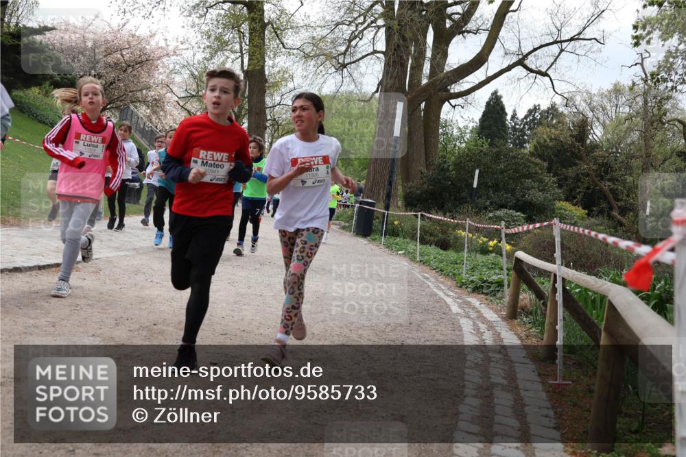 25.04.2026 - Das Zehntel Zöllner http://msf.ph/oto/9585733 25.04.2026 12:44:46 Laufen 10941, 11926 meine-sportfotos.de