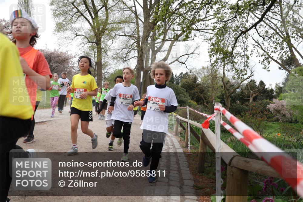 25.04.2026 - Das Zehntel Zöllner http://msf.ph/oto/9585811 25.04.2026 12:45:23 Laufen 11405, 11401 meine-sportfotos.de