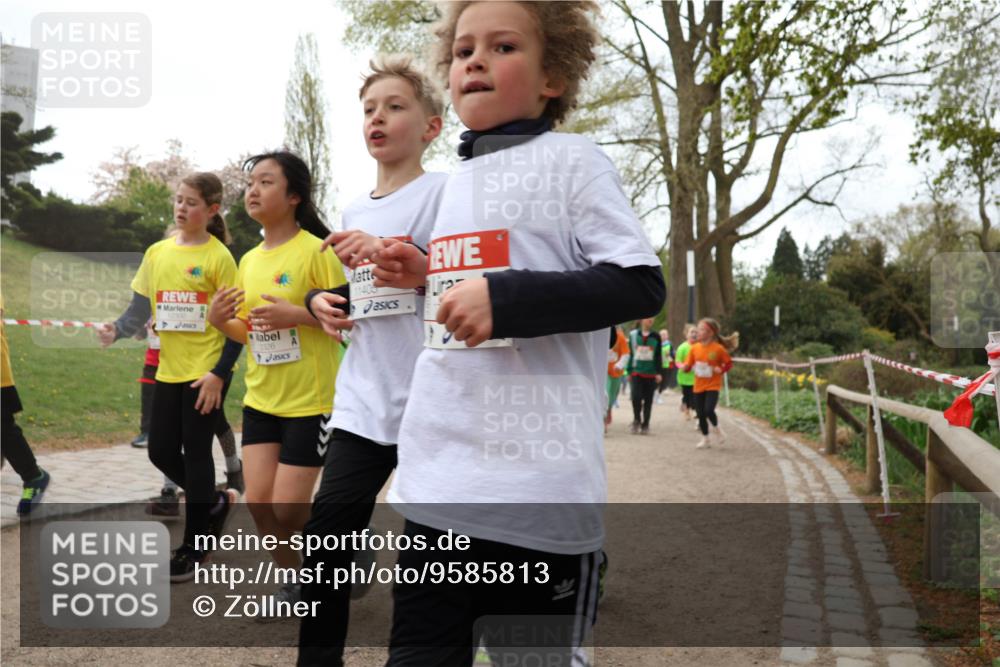 25.04.2026 - Das Zehntel Zöllner http://msf.ph/oto/9585813 25.04.2026 12:45:24 Laufen 12300, 1326, 11406 meine-sportfotos.de