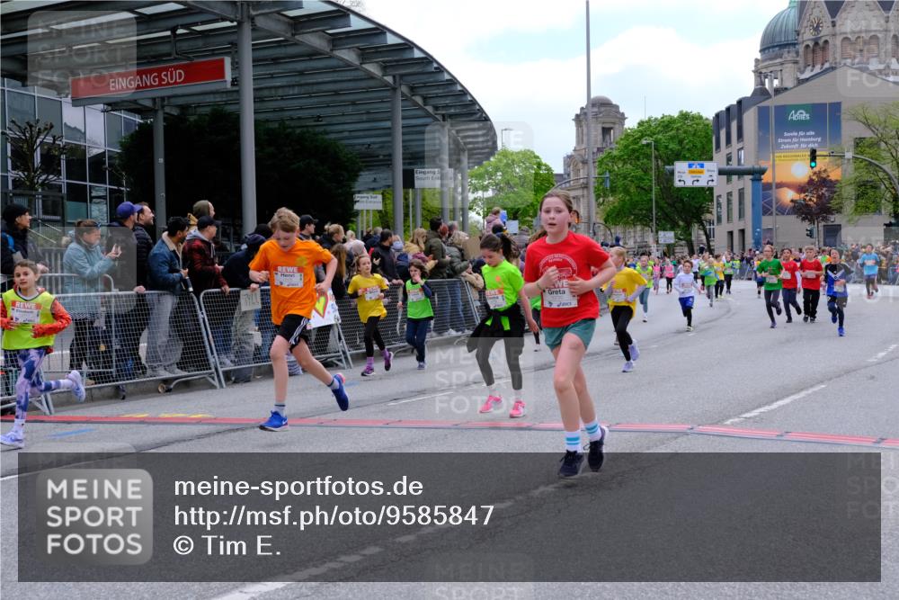 25.04.2026 - Das Zehntel Tim E. http://msf.ph/oto/9585847 25.04.2026 12:56:37 Ziel 10177, 10310, 10523, 10535, 10630, 10720, 10772, 10774, 10780, 10781, 10807, 10822, 11058, 11536, 11561, 11731, 11757, 11801, 11846, 11963, 12010, 12435, 12675, 12897 meine-sportfotos.de