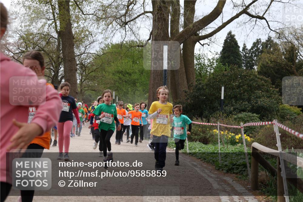 25.04.2026 - Das Zehntel Zöllner http://msf.ph/oto/9585859 25.04.2026 12:45:48 Laufen 54, 11797 meine-sportfotos.de