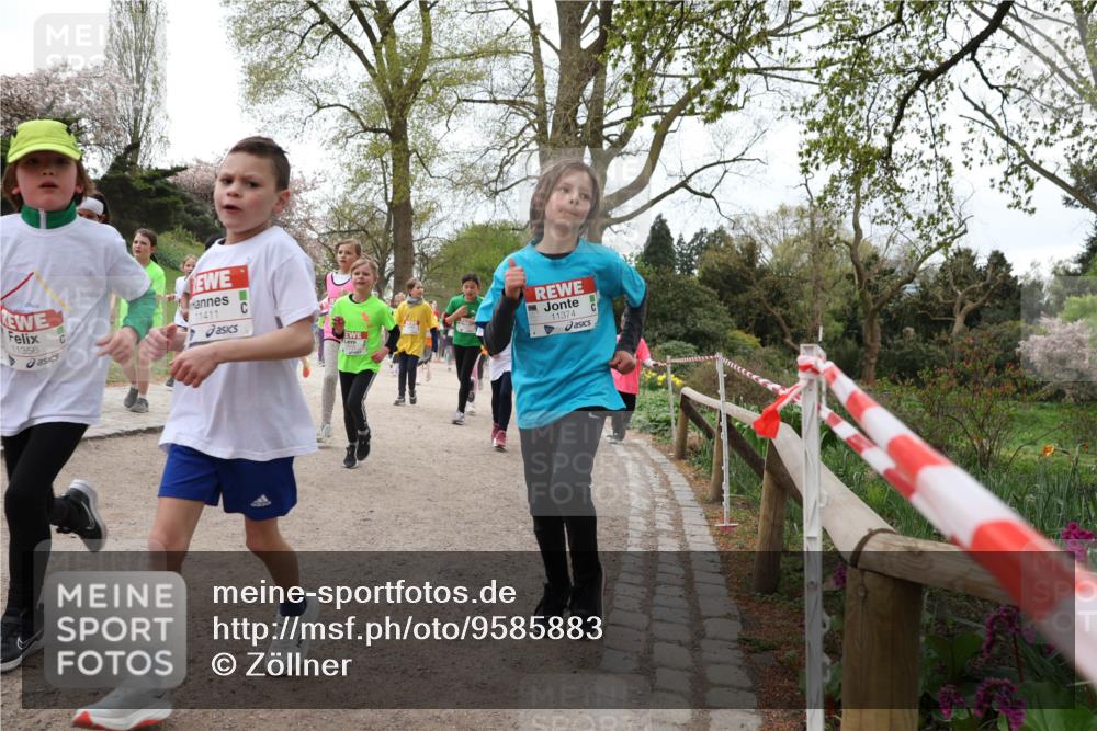 25.04.2026 - Das Zehntel Zöllner http://msf.ph/oto/9585883 25.04.2026 12:45:56 Laufen 11356, 11411, 11374 meine-sportfotos.de