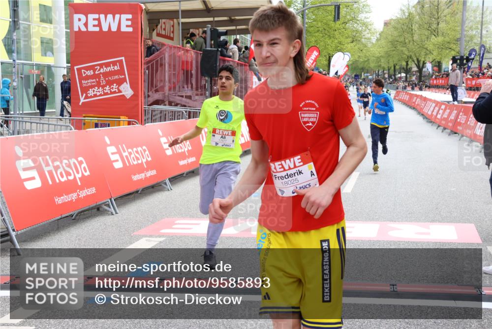 25.04.2026 - Das Zehntel Strokosch-Dieckow http://msf.ph/oto/9585893 25.04.2026 14:47:18 Ziel 15629, 17677, 17879, 17940, 18025, 18273, 18302, 15629, 17677, 17879, 17940, 18025, 18273, 18302 meine-sportfotos.de