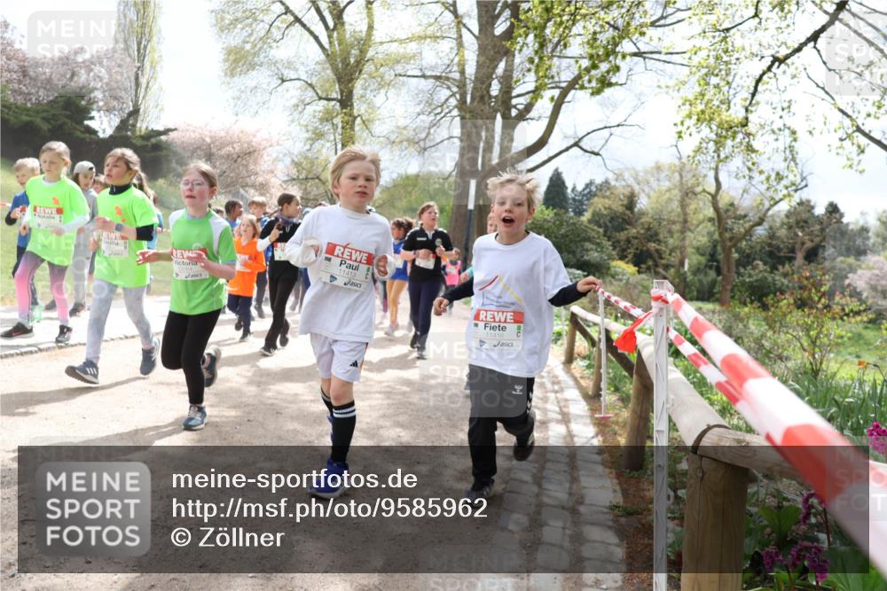 25.04.2026 - Das Zehntel Zöllner http://msf.ph/oto/9585962 25.04.2026 12:46:26 Laufen 111, 11413, 11416 meine-sportfotos.de