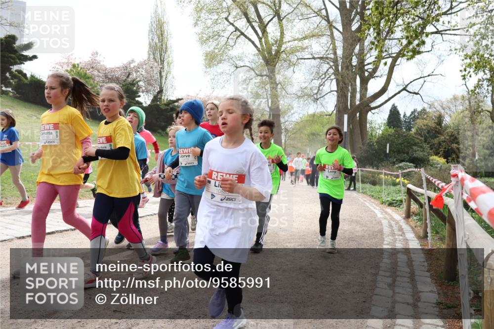 25.04.2026 - Das Zehntel Zöllner http://msf.ph/oto/9585991 25.04.2026 12:46:39 Laufen 10885 meine-sportfotos.de
