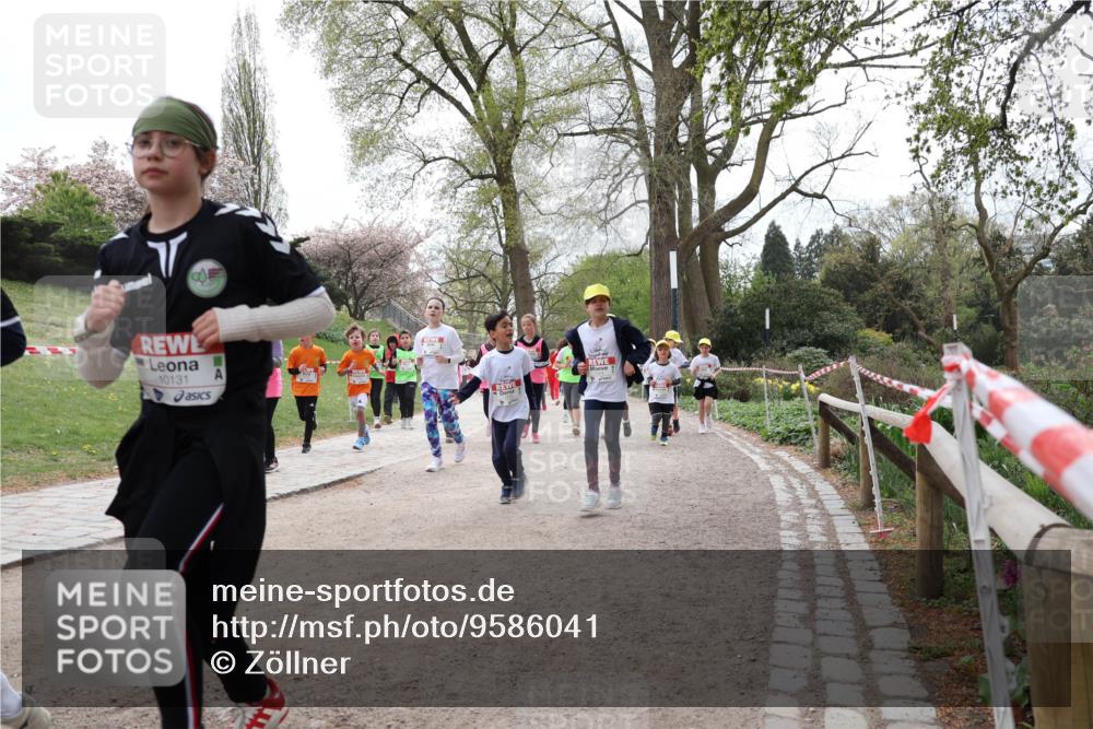 25.04.2026 - Das Zehntel Zöllner http://msf.ph/oto/9586041 25.04.2026 12:47:10 Laufen 10131 meine-sportfotos.de