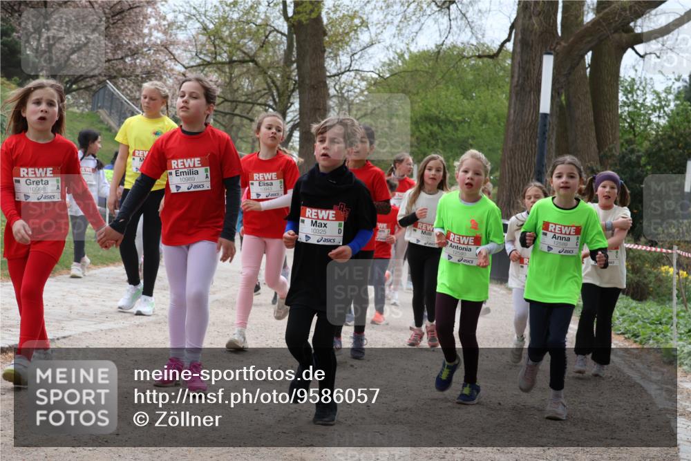 25.04.2026 - Das Zehntel Zöllner http://msf.ph/oto/9586057 25.04.2026 12:47:20 Laufen 10998, 10989, 10325, 12593, 12589 meine-sportfotos.de