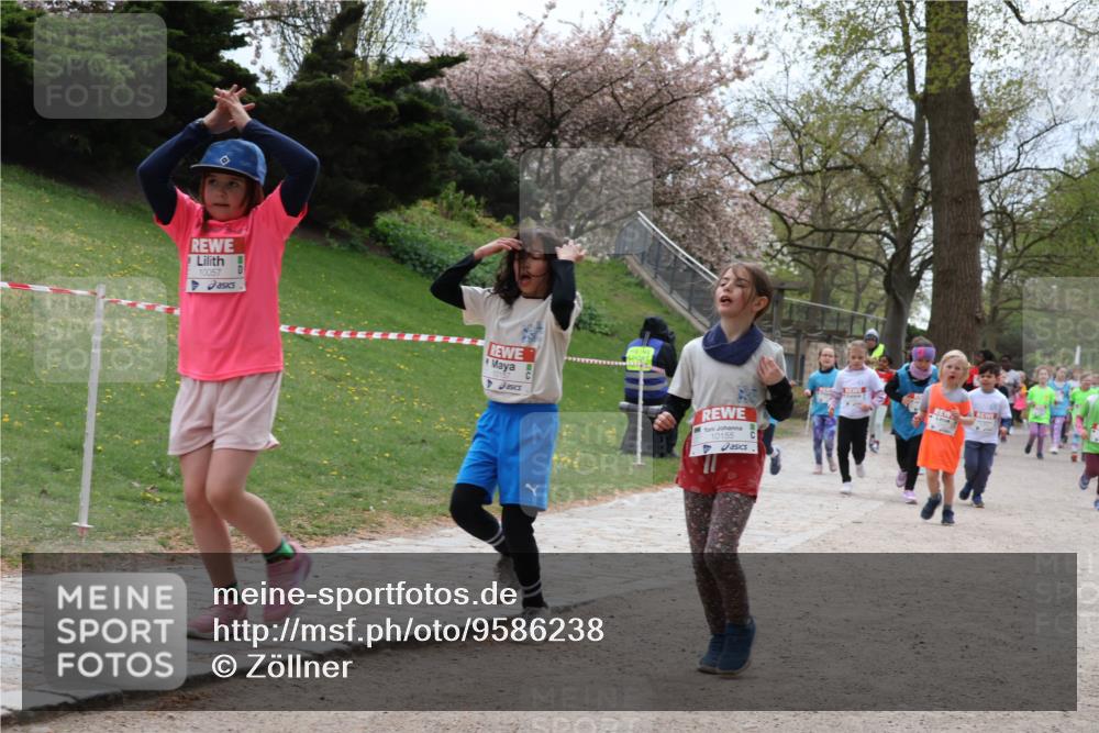 25.04.2026 - Das Zehntel Zöllner http://msf.ph/oto/9586238 25.04.2026 12:49:05 Laufen 10057, 10155 meine-sportfotos.de