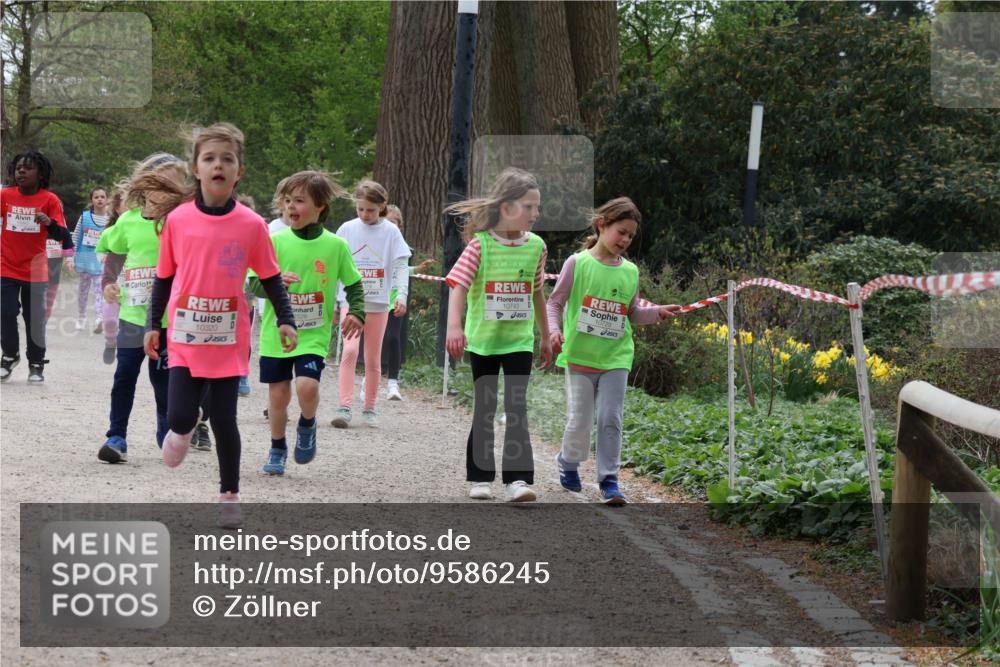 25.04.2026 - Das Zehntel Zöllner http://msf.ph/oto/9586245 25.04.2026 12:49:09 Laufen 10320, 10743, 10729 meine-sportfotos.de